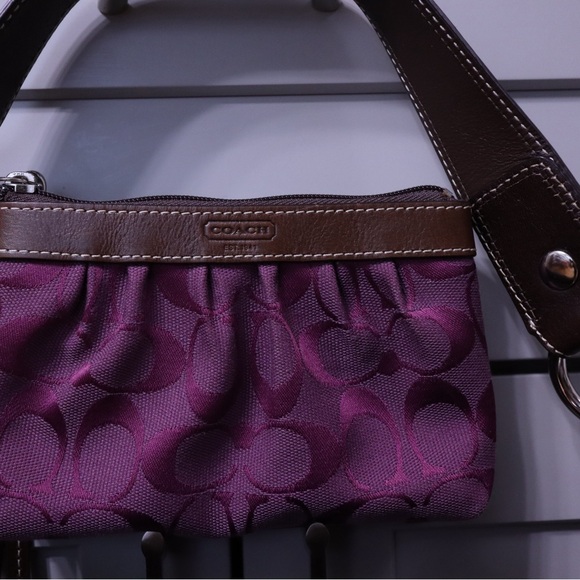 Coach Y2K purple/magenta Signature Coach Lynn Soho pleated shoulder hobo bag - Picture 8 of 8
